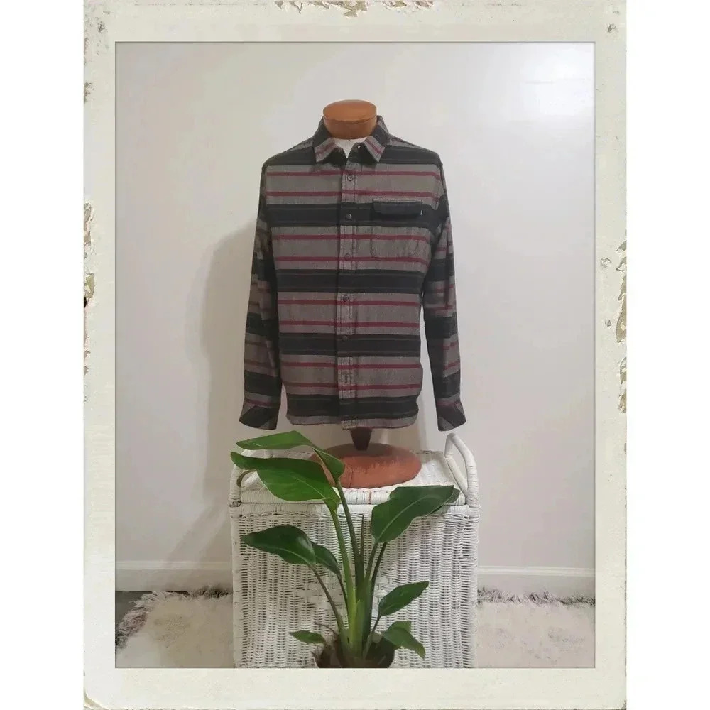 ✨Free Gift✨O'Neill | Vintage 90s Stripe Tribal Button Skater Boyfriend Med Shirt